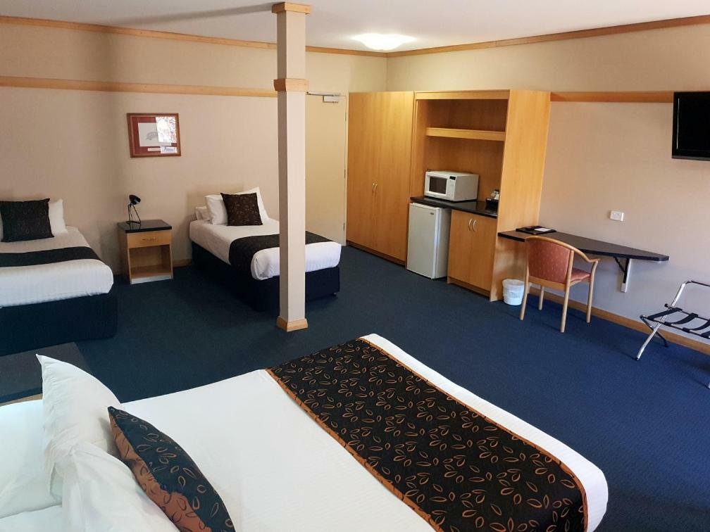 Banksia Motel Motel 4*